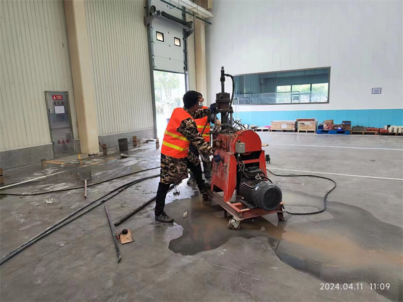 贞丰厂房地面下沉塌陷注浆加固施工